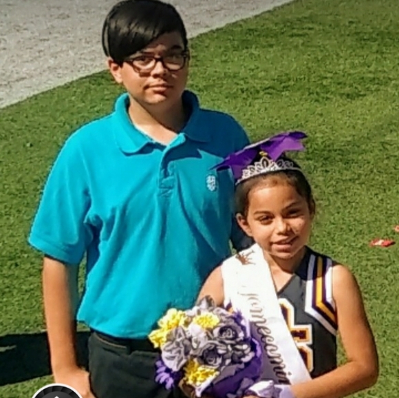 Meet your Posher, Lola - Picture 8 of 8